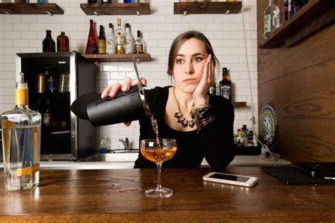 Things Bartenders Do Wrong According To Bartenders Thrillist