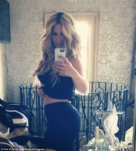 Kim Zolciak Reveals Toned Midriff Just Four Months After Giving Birth