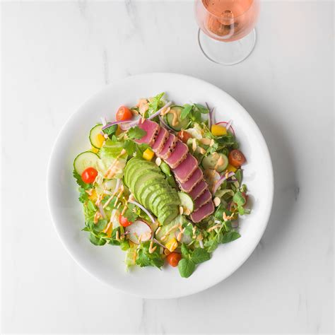 Our doors are closed, but our kitchens are still open! Earls Kitchen + Bar Arrives Next Month With Sushi, Avocado ...