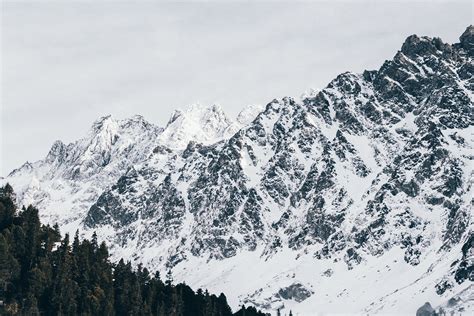 Snow Covered Mountain 4k Wallpaper
