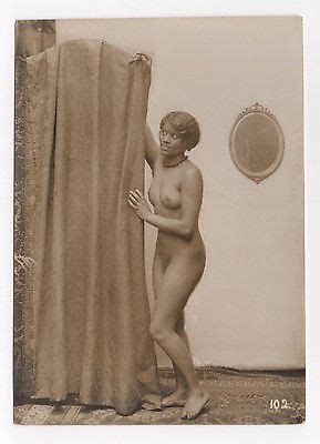 ORIGINAL Circa 1930s Early Ethnic Real Photographic Risqué Nude No 102