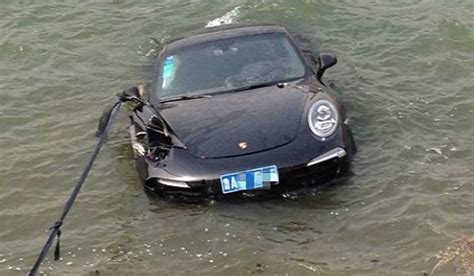 Man Crashes Porsche 911 Into Lake In China Gtspirit