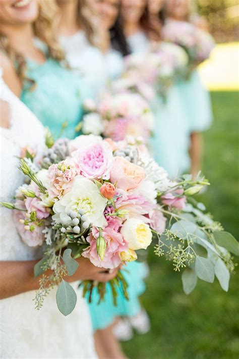 Check spelling or type a new query. 19 best images about bridal bouquets - loose and airy on ...
