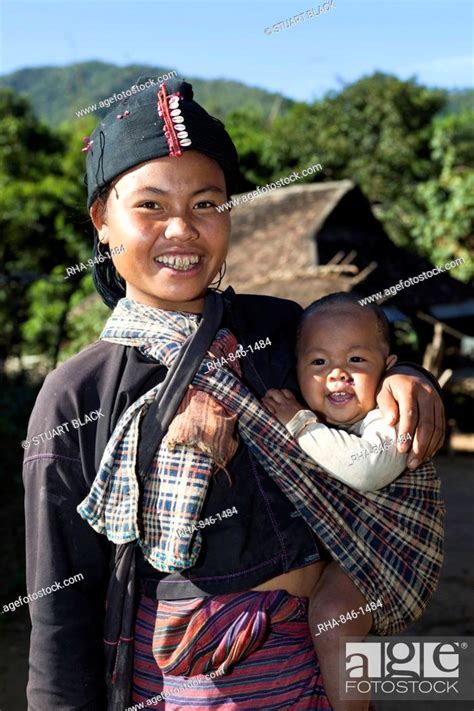 Mother And Baby From Ann Hill Tribe Village Near Kengtung Shan State
