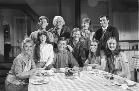 The Waltons Olivia Waltons Famous Applesauce Cake Recipe