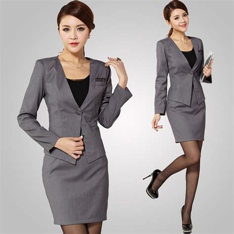 Professional Business Attire Should Convey Your Credibility And