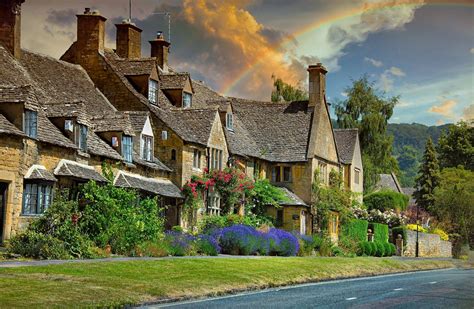 High Street Broadway The Cotswolds English Cottage Garden