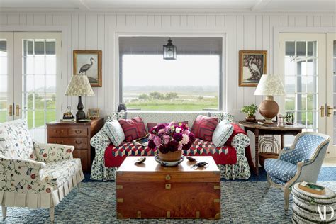 Step Inside This Charming Nantucket Retreat Traditional Decor