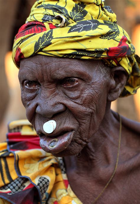 lobi woman burkina faso  woman   ethnic group flickr