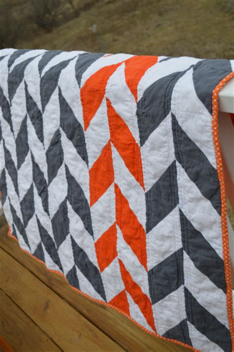 Check spelling or type a new query. An orange and grey herringbone quilt - NewlyWoodwards