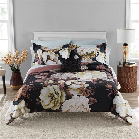 20 Black Floral Bedding Set