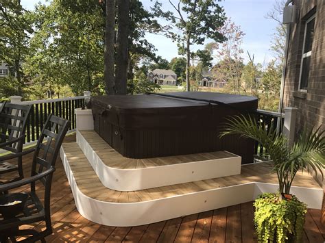 Hot tubs are made in many different ways using many different materials. My new steps build around the hot tub. I still need to stain them. | Hot tub, How to build steps ...