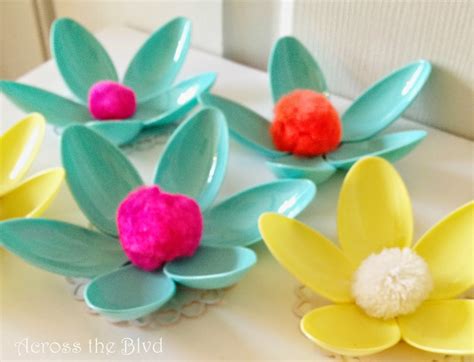 16 Plastic Spoon Projects For The Thrifty Crafter A Little Craft In