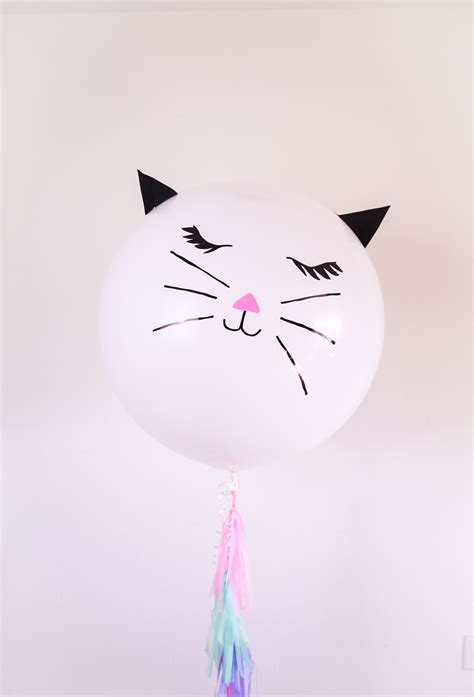 Giant Cat Balloon Wtassels In 2020 Balloons Cat Balloons Balloon