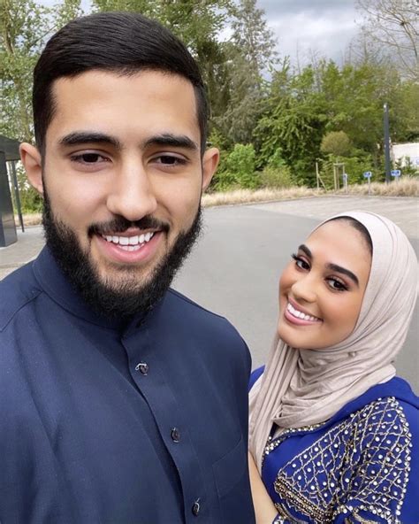 Cute Muslim Couples Cute Couples Goals Couple Goals Couple Photoshoot Poses Hijabi Girl
