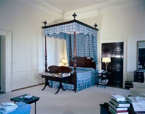 Jacqueline Kennedys White House Bedroom All Things Jacqueline