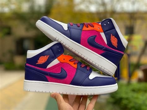 2020 Air Jordan 1 Mid Gs Fire Pink Girls Size For Sale 555112 602