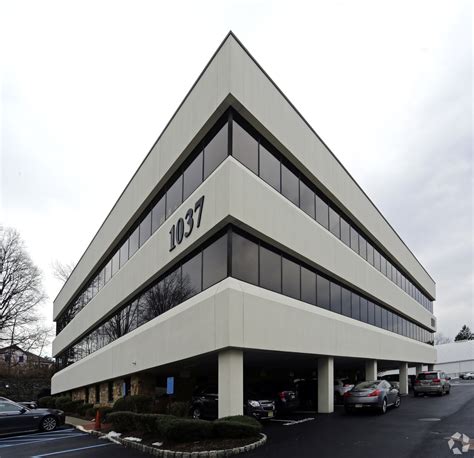 1037 Route 46 E Clifton Nj 07013 Office For Sale Loopnet