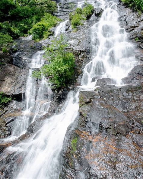This Hike Will Lead You To One Of Georgias Most Beautiful Waterfalls
