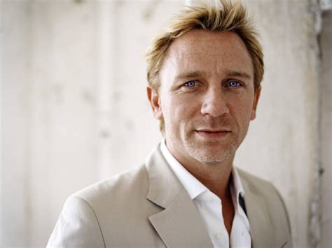 Daniel craig, judi dench, javier bardem, ralph fiennes, naomie harris, bérénice marlohe ; Male Celebrities: Daniel Craig, picture nr. 35706