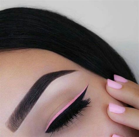 Pink And Black Winged Eyeliner Pinterest Framboesablog More Makeup