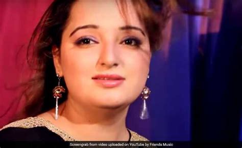 Pakistan Actress Singer Reshma Shot Dead Allegedly By Husband
