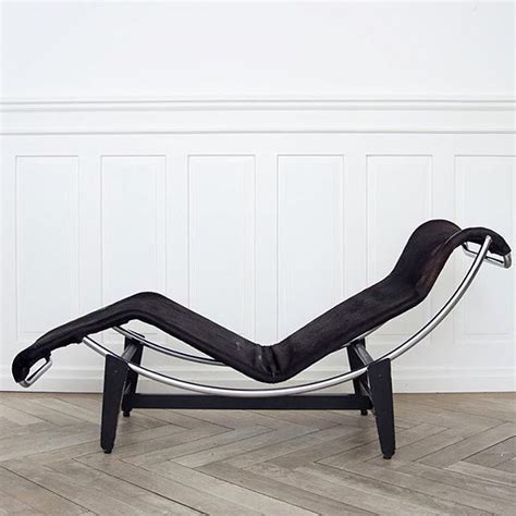 Modern Monday Designed In The Early 1920s This Chaise Lounge Chair Was