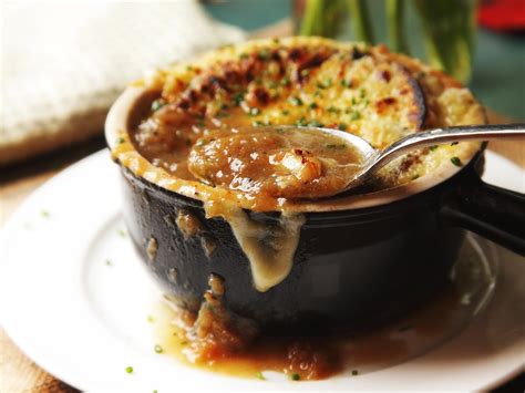 Top with toasted baguette slices. Pressure Cooker French Onion Soup Recipe | Serious Eats