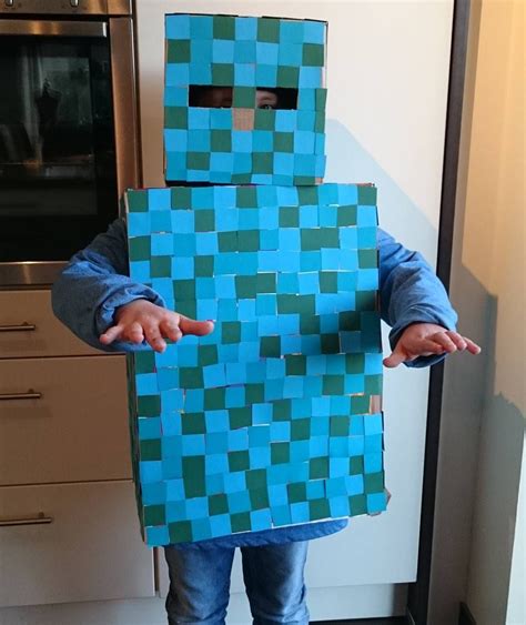 Inspiration Alle Accessoires Und Eine Schmink Anleitung Damit Du Dein Creeper Minecraft Kostüm