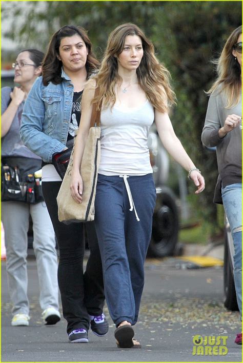 Full Sized Photo Of Jessica Biel Shows Svelte Figure In Tiny Tank For