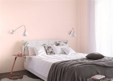 Obwohl es keine gute idee für ein wohnzimmer oder schlafzimmer ist, ist diese farbe ideal für einen fitnessraum; Ideen für die Gestaltung vom Schlafzimmer: Alpina Farbe ...