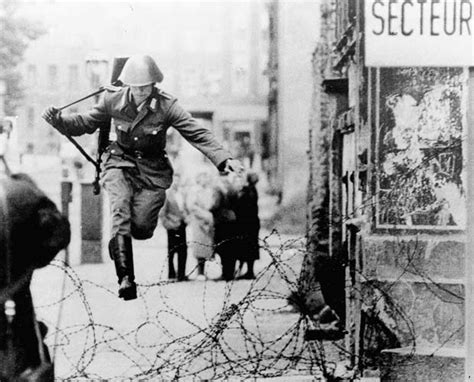 Berlin Wall 50 Years Since Construction Of The Wall Began