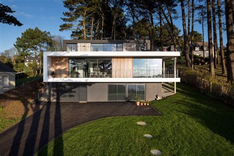 23,563 likes · 4,142 talking about this. Gallery of House in Crozon / Agence d'architecture Pierre ...
