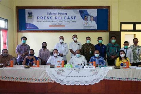 Ump sumatera utara 2021 sebesar rp2.499.423,06. Berita Buruh & Tenaga Kerja | Berita Terkini Medan Sumut ...