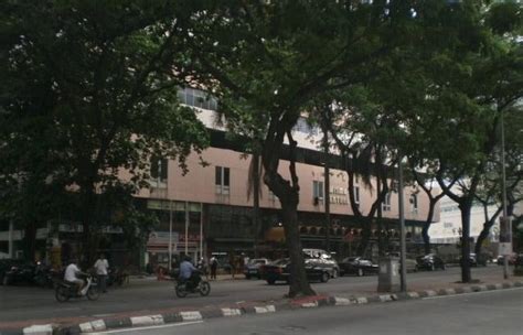 It is within walking distance of the ampang lrt station as well cities cannot be too crowded with super talls especially along that narrow jalan ampang that already has fairmont and oxley down the pipe line. Wisma Central - Kuala Lumpur