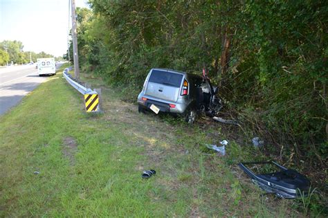 The police and fire department are still investigating the crash and no other injuries have been. 4 teens hospitalized after car crashes into tree in ...