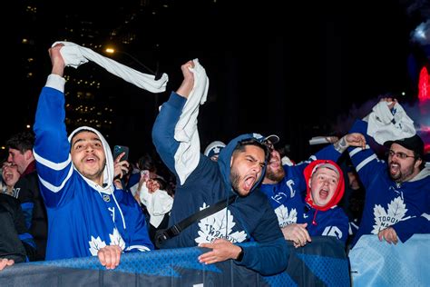 Toronto Hockey Fans To Gather Downtown As Maple Leafs Try To Exorcise