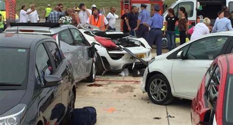 Ten Injured After Porsche 918 Spyder Crashes Into Crowd In Malta Gtspirit