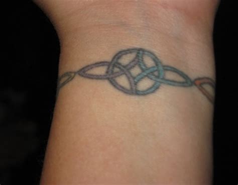 Https://tommynaija.com/tattoo/celtic Knot Bracelet Tattoo Designs