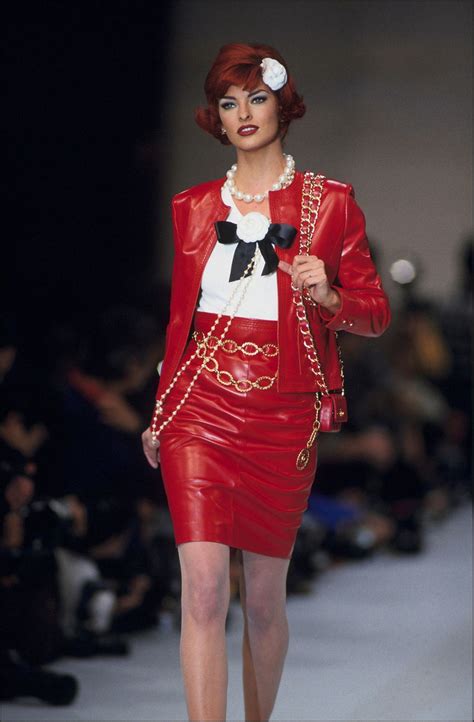 Designer Leather Fashions — Linda Evangelista For Chanel Ss 1992 Fashion