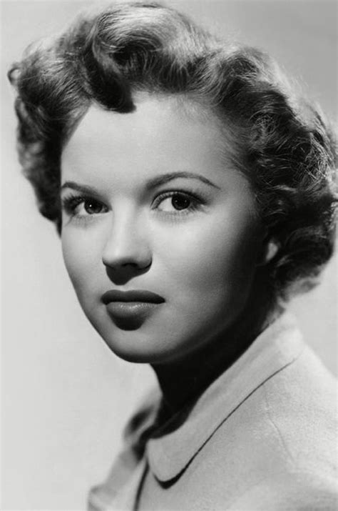 See more ideas about shirley temple, shirley, shirley temple black. Shirley Temple, légende de Hollywood