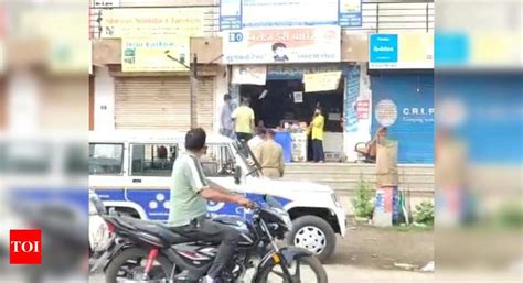 Womans Cock And Bull Loot Story Sends Cops Into A Tizzy Vadodara