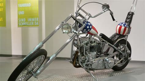 Meet The Captain America Panhead Harley Davidson One Of The Biggest