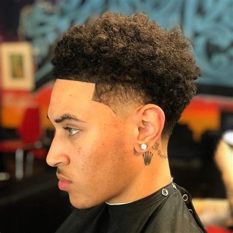 Having the right haircut to go with your hair can be a bit challenging and i'm sure that is why you are here. 24 Freshest Haircuts for Black Men in 2019