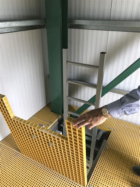 Grp Fixed Access Ladders Step On Safety