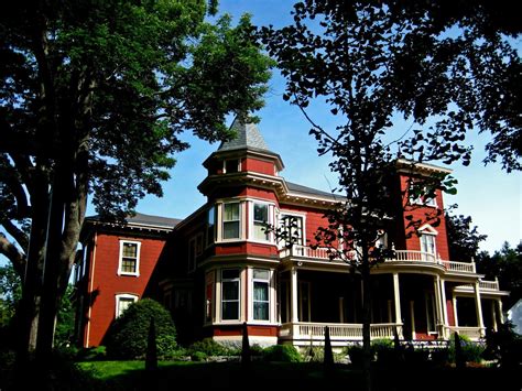 Address, phone number, stephen king's house reviews: stephen king's house bangor, maine #wtfwanderers | Stephen ...