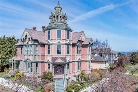 Property Watch Fancy Pink Palace For Sale In Port Townsend Seattle Met