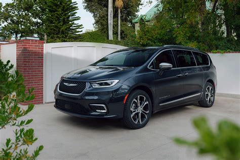 2021 Chrysler Pacifica Minivan Safety Features Chrysler Canada