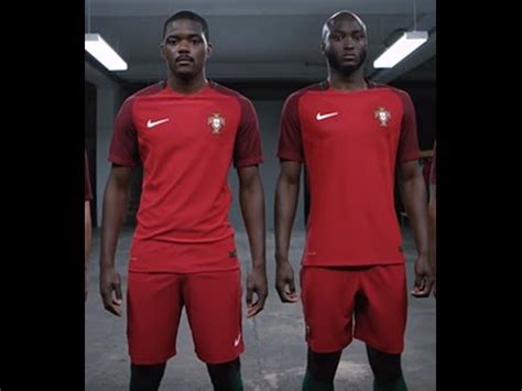 Like, odběr, sdílení moc potěší :)pokud mi chcete něco říct napište to do komentářů informaceje mi 15 letmůj telefon : William Carvalho vs Danilo Pereira - YouTube