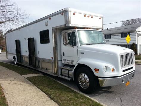 Used Rvs Freightliner Motorhome With 20 Ft Garage For Sale By Owner